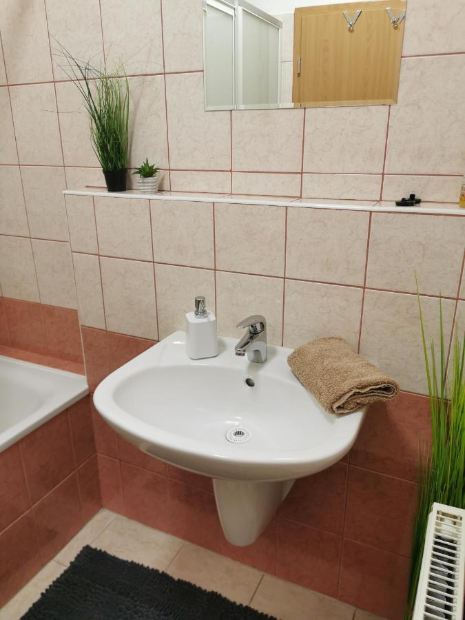 Csabai Apartman Bük Exteriör bild